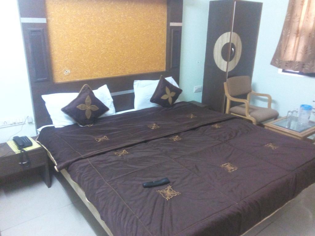 Hotel Candy Palace Jaipur Bagian luar foto