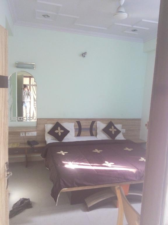 Hotel Candy Palace Jaipur Bagian luar foto