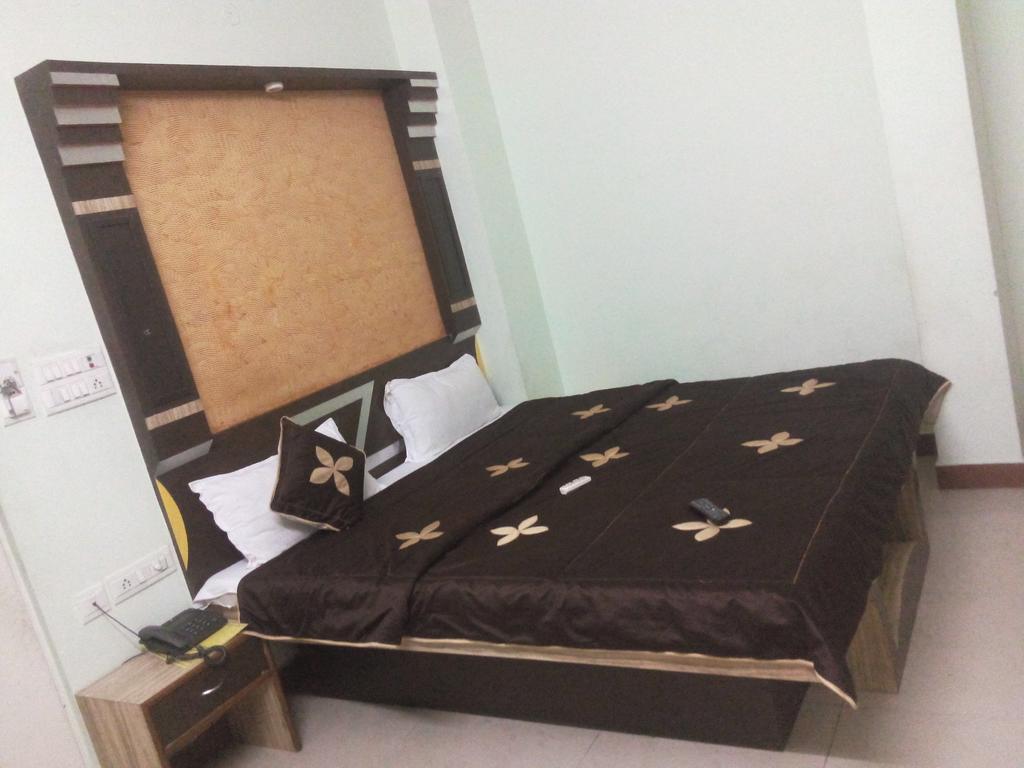 Hotel Candy Palace Jaipur Ruang foto